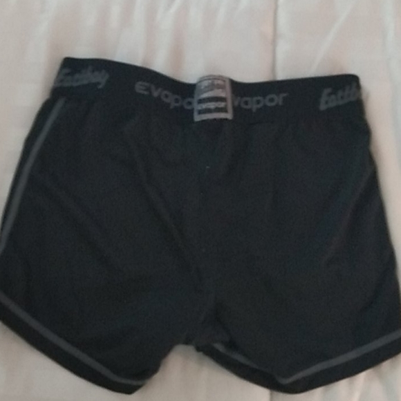 Spandex - Picture 2 of 3